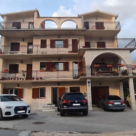 Apartments Villa Anna Podstrana Eksteriør billede